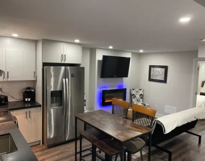 VELOHOME- Your 3 Bed, 2 Bath, home away from home! – $3999/month off season